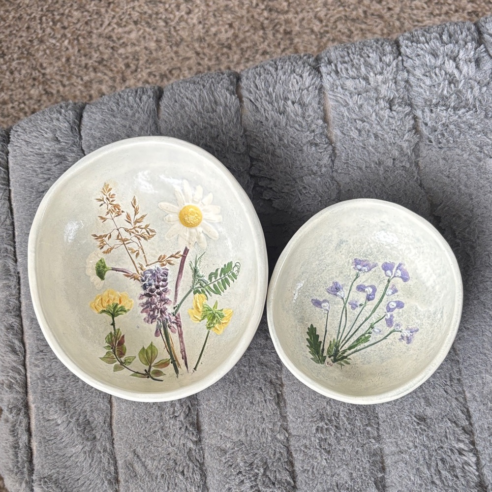 Floral Ceramic Bowls Set - White and Yellow